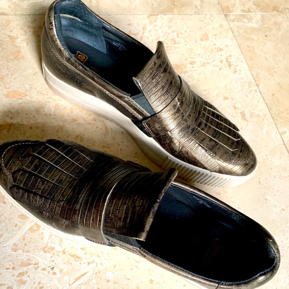 Ash luxury shoes with lizard embossed leather print